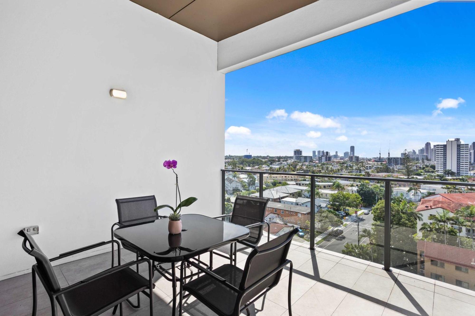 Peninsular Gold Coast Exterior foto