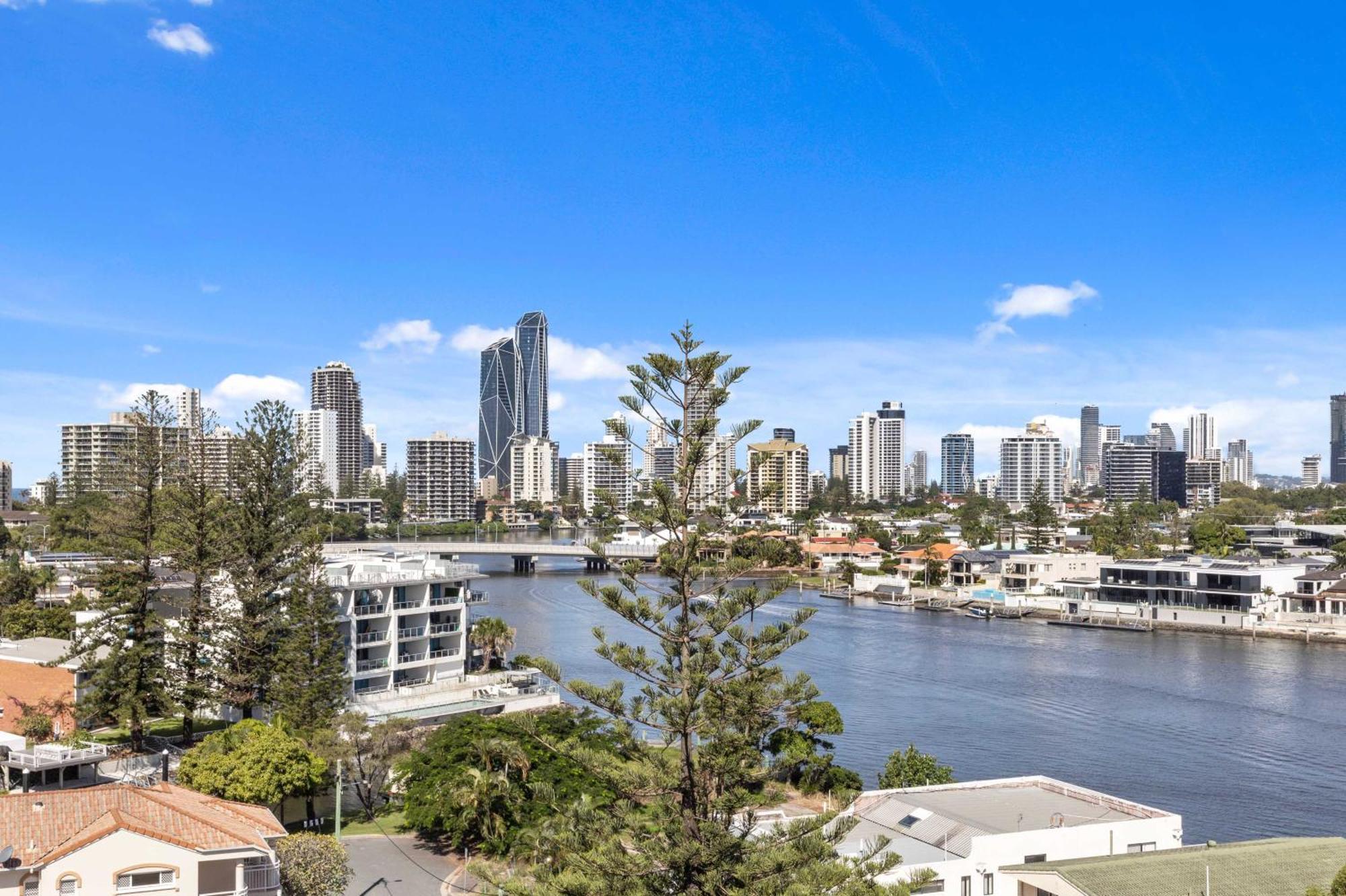 Peninsular Gold Coast Quarto foto